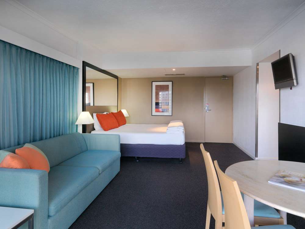 Vibe Hotel Gold Coast Room photo